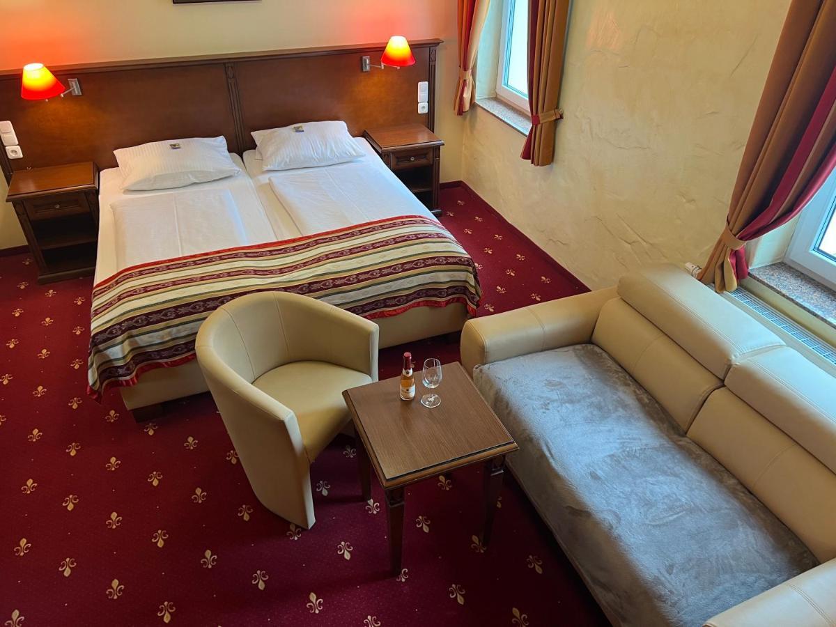Hotel Medaillon Magdeburg Bagian luar foto