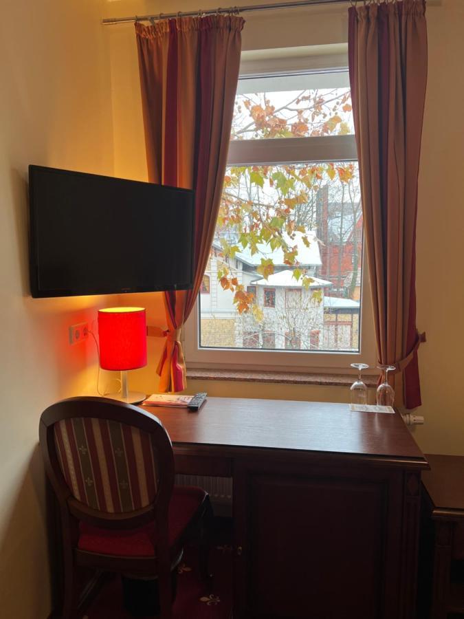Hotel Medaillon Magdeburg Bagian luar foto