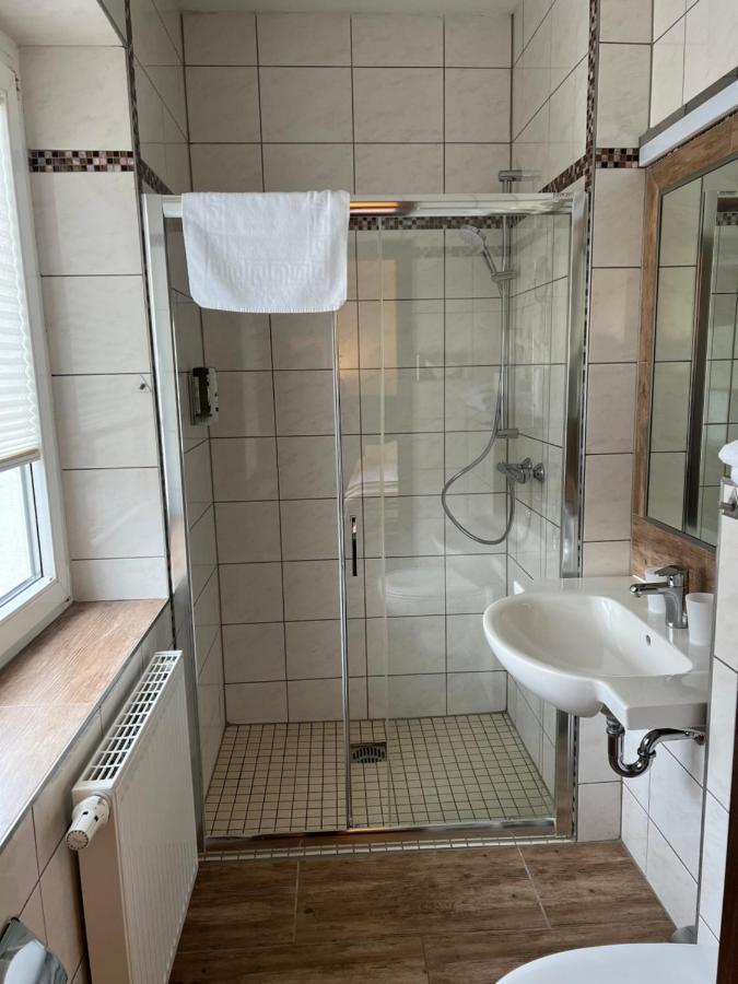 Hotel Medaillon Magdeburg Bagian luar foto