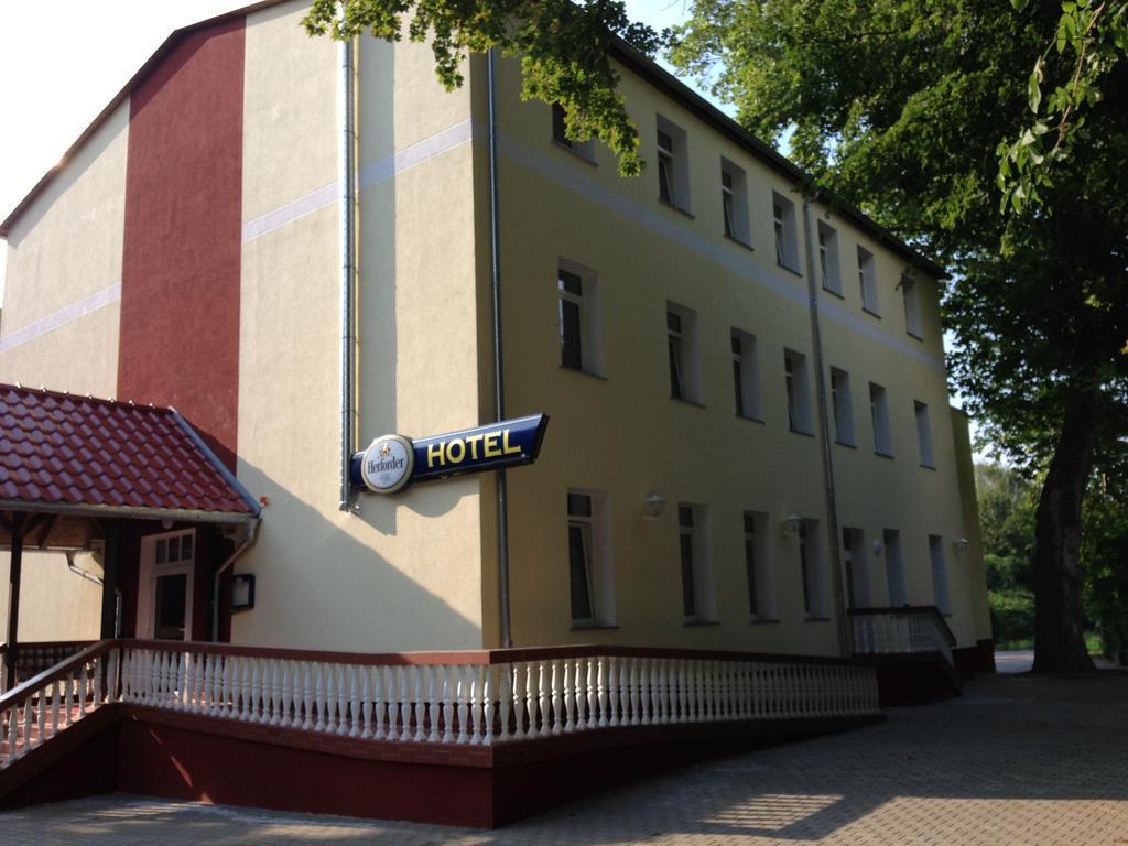 Hotel Medaillon Magdeburg Bagian luar foto